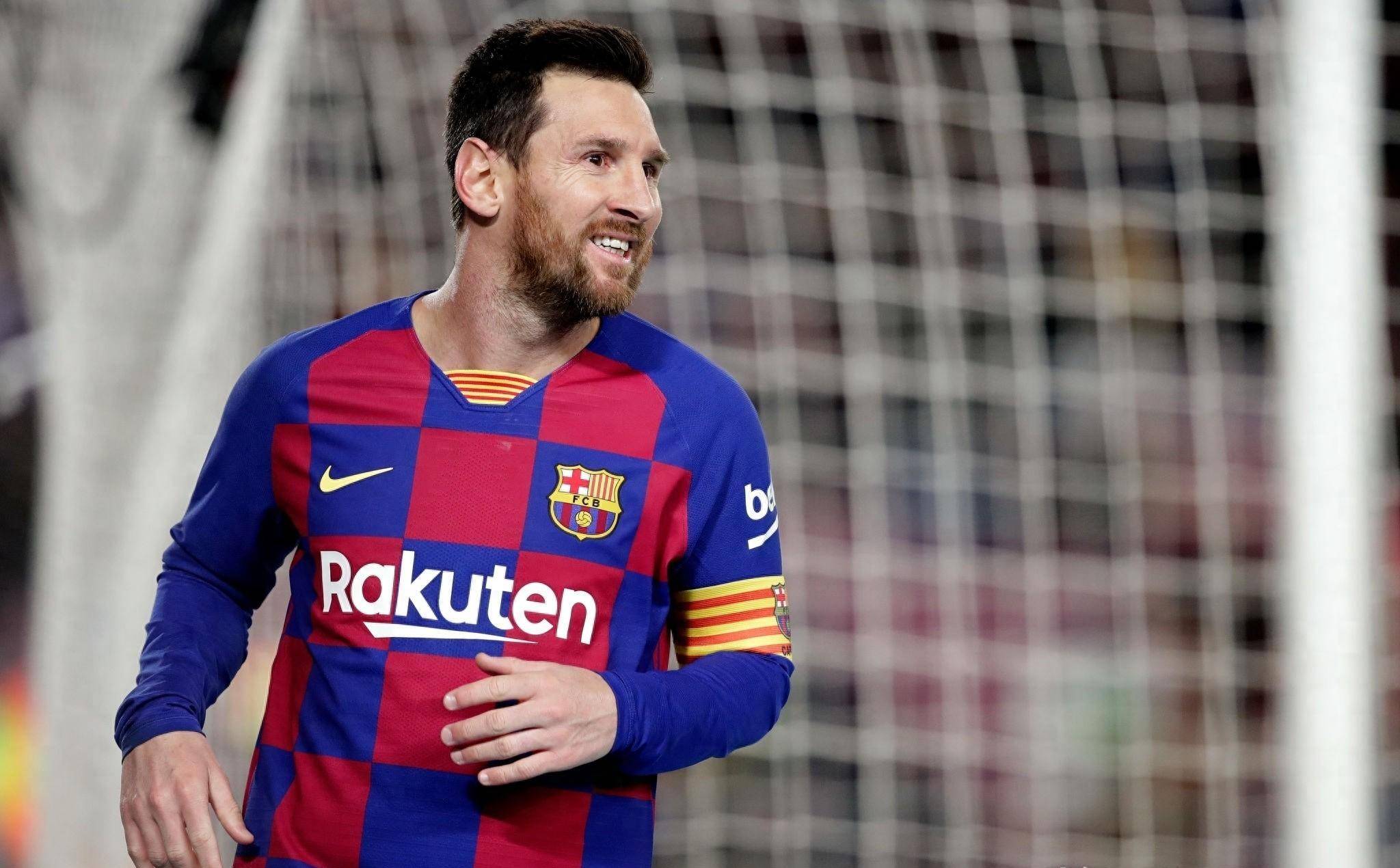 开云平台-梅西率队主场大胜巴拉多利德,巴萨稳居积分榜首位