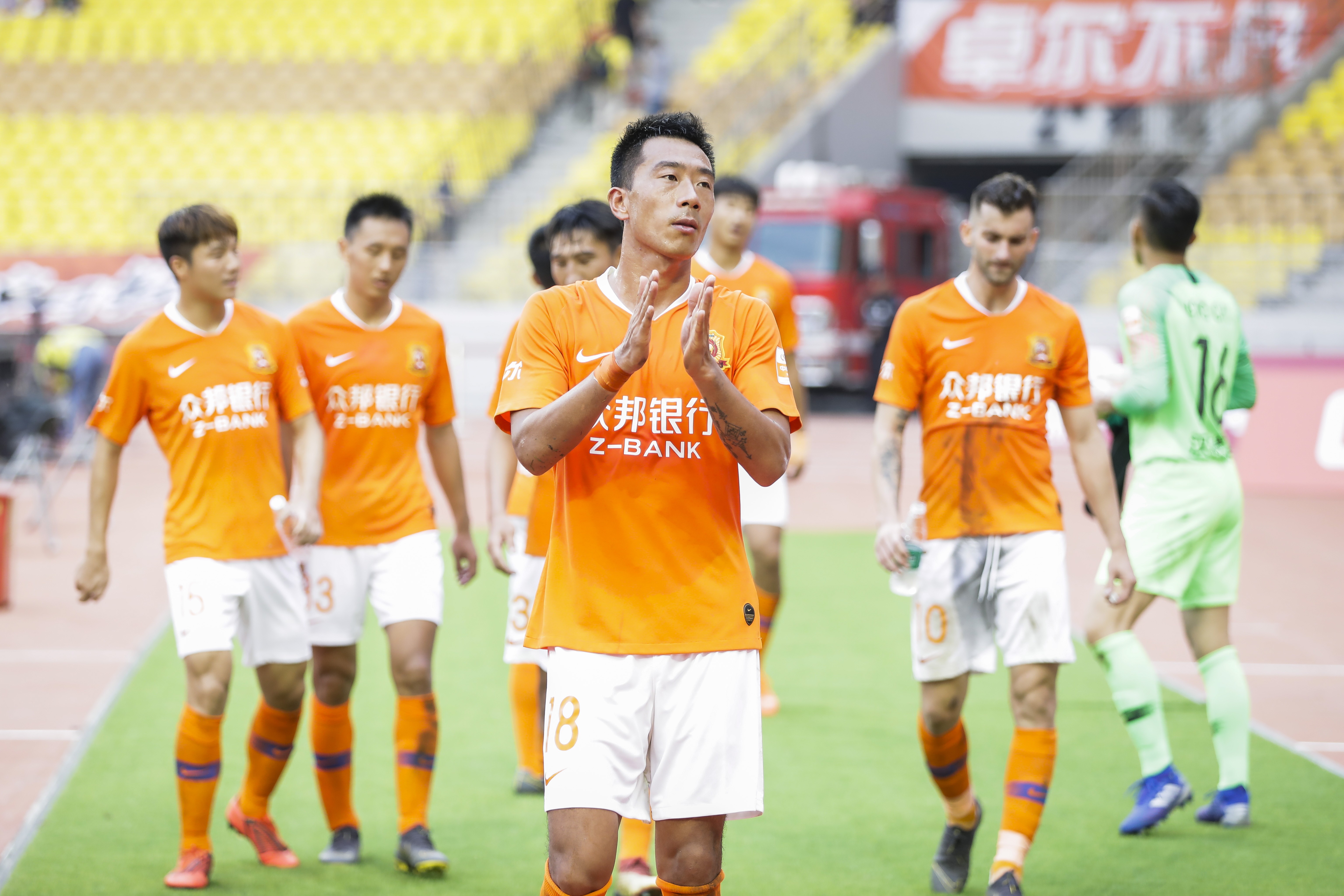 开云体育下载-武汉卓尔球队打出火热战绩，期待更多胜利