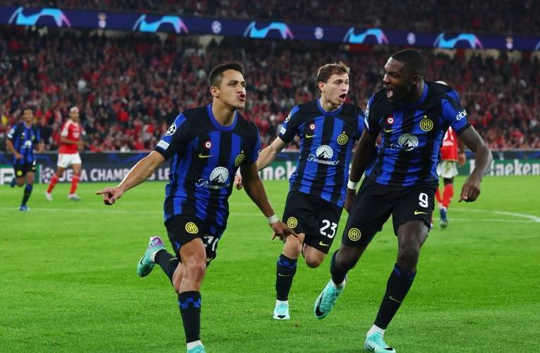 亚特兰大客场大胜,继续保持领跑的简单介绍 亚特兰大客场大胜,继续保持领跑的简单介绍