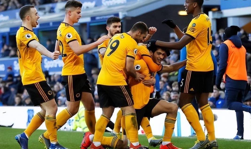 包含埃弗顿客场险胜狼队,玛帅赛季首胜的词条 包含埃弗顿客场险胜狼队,玛帅赛季首胜的词条