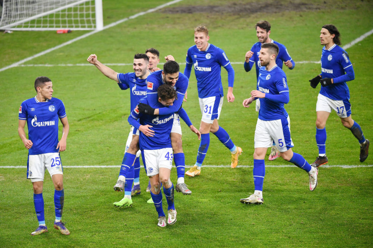 沙尔克遭遇不落窍，暂居积分榜垫底的简单介绍