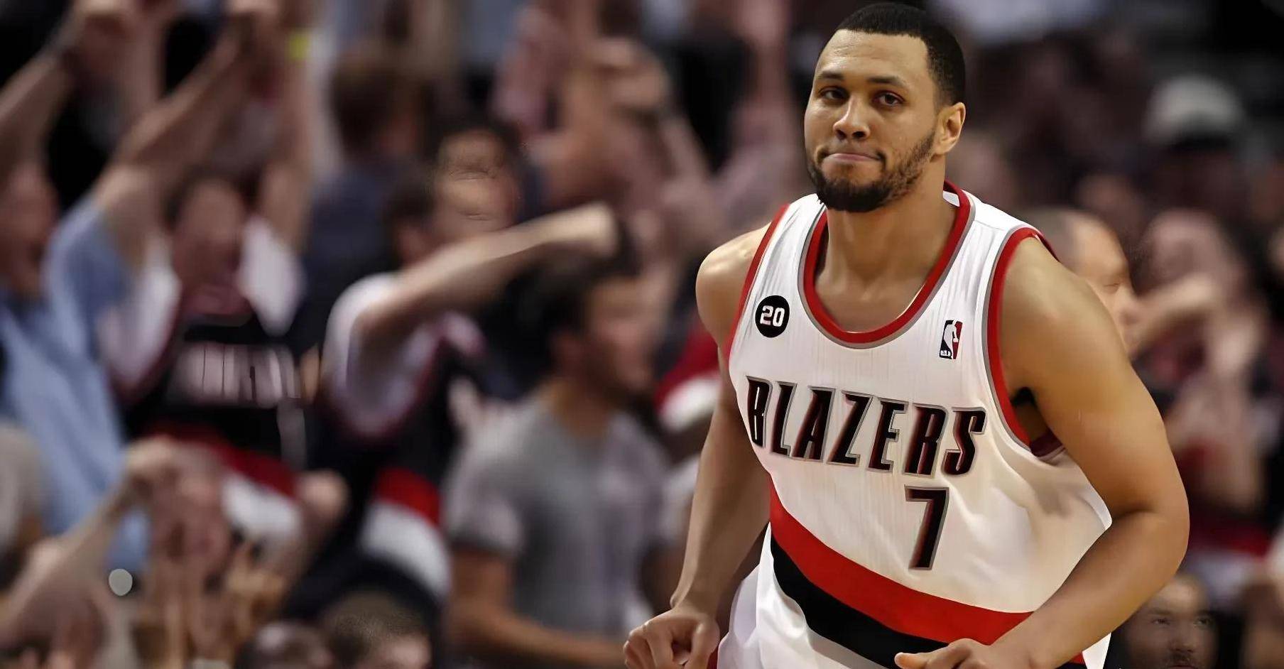 包含开拓者队外线命中率飙升,攻击力大增的词条 包含开拓者队外线命中率飙升,攻击力大增的词条