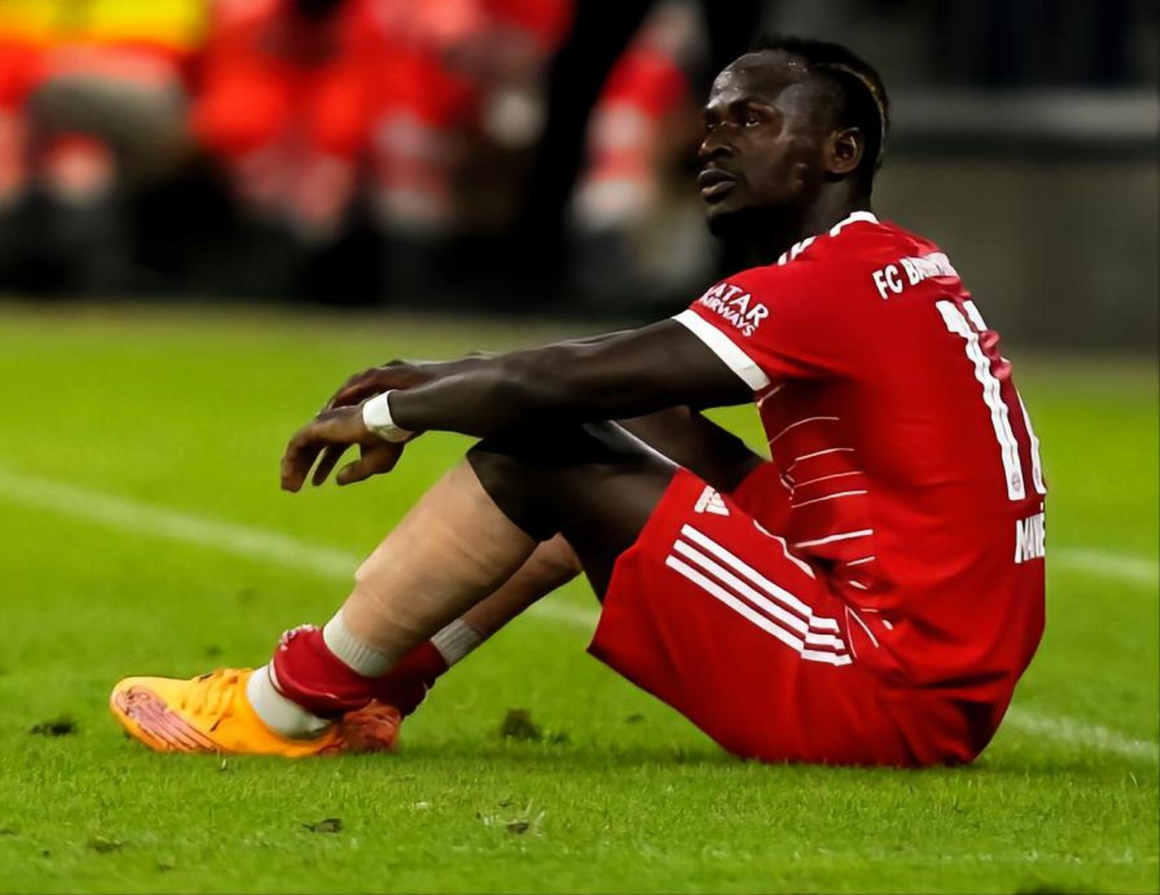 开云体育中国-不莱梅前锋受伤，球队进攻受影响的简单介绍