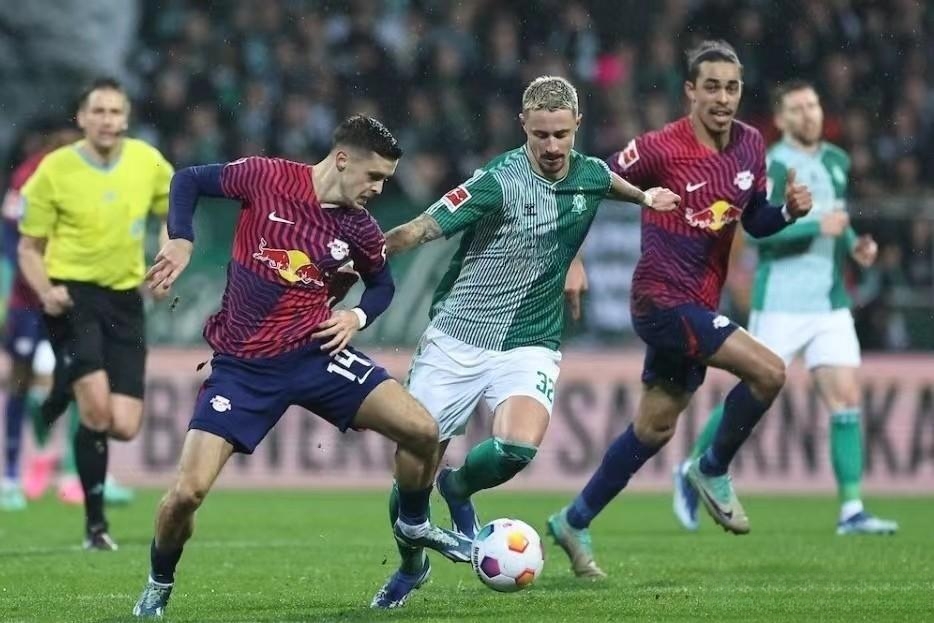 开云体育入口-包含云达不莱梅客场失分，保级形势严峻的词条