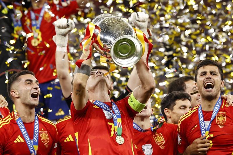 切尔西后防线大调整:引进欧洲杯冠军的简单介绍 切尔西后防线大调整:引进欧洲杯冠军的简单介绍