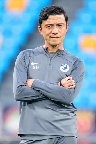 大连人奋力团结，打破客战魔咒，追求联赛保级的简单介绍