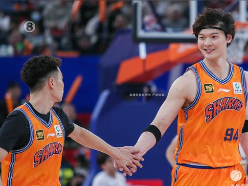 开云体育APP下载-包含上海男篮遭遇江苏队逆转，憾失胜利的词条