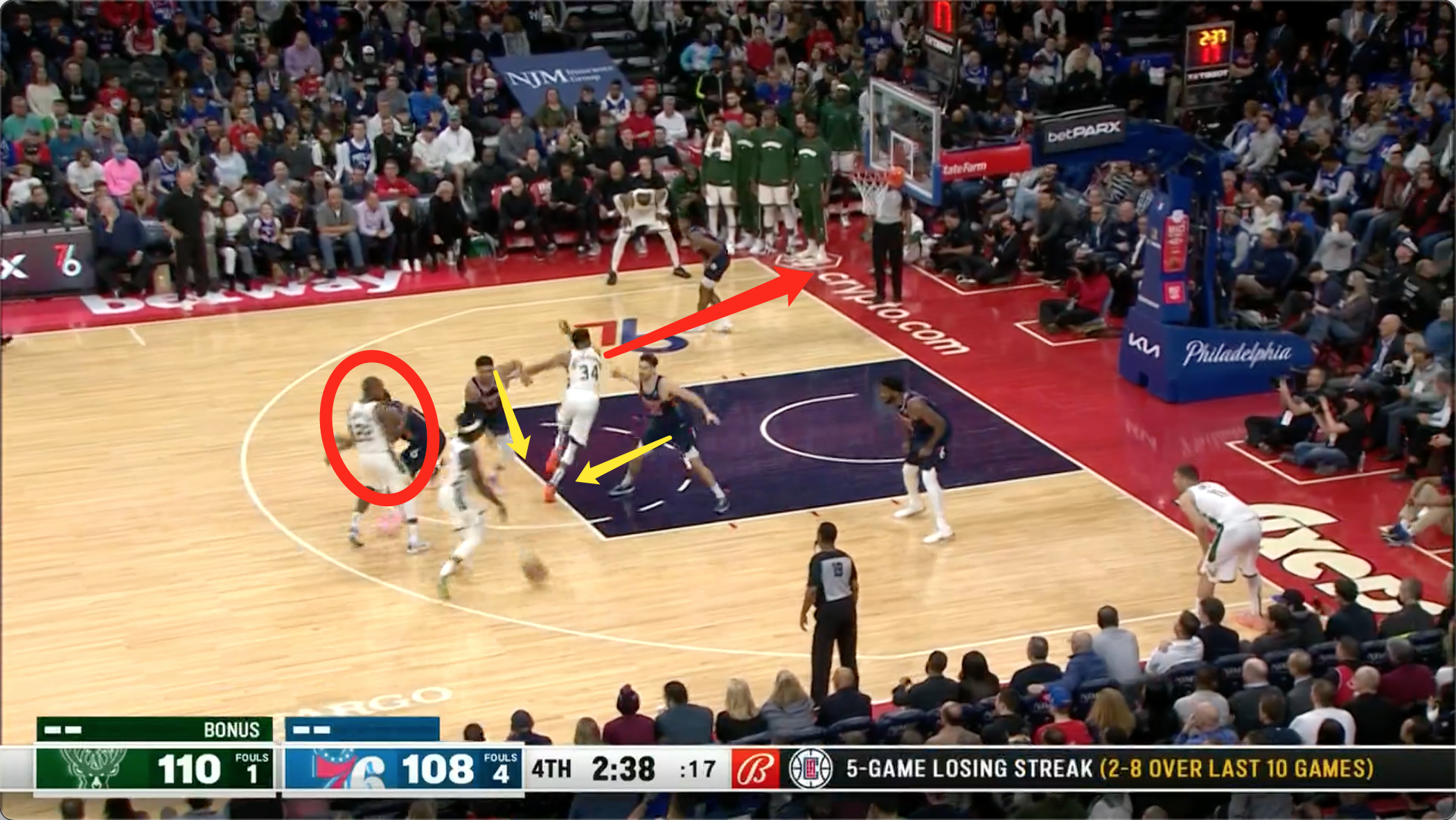 雄鹿遭遇意外失利,反思取胜战术 雄鹿遭遇意外失利,反思取胜战术