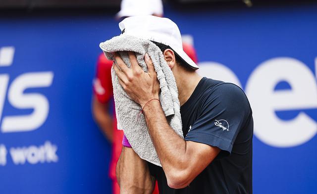 开云官网-关于汉堡客场逆转战胜，实现突破性胜利的信息