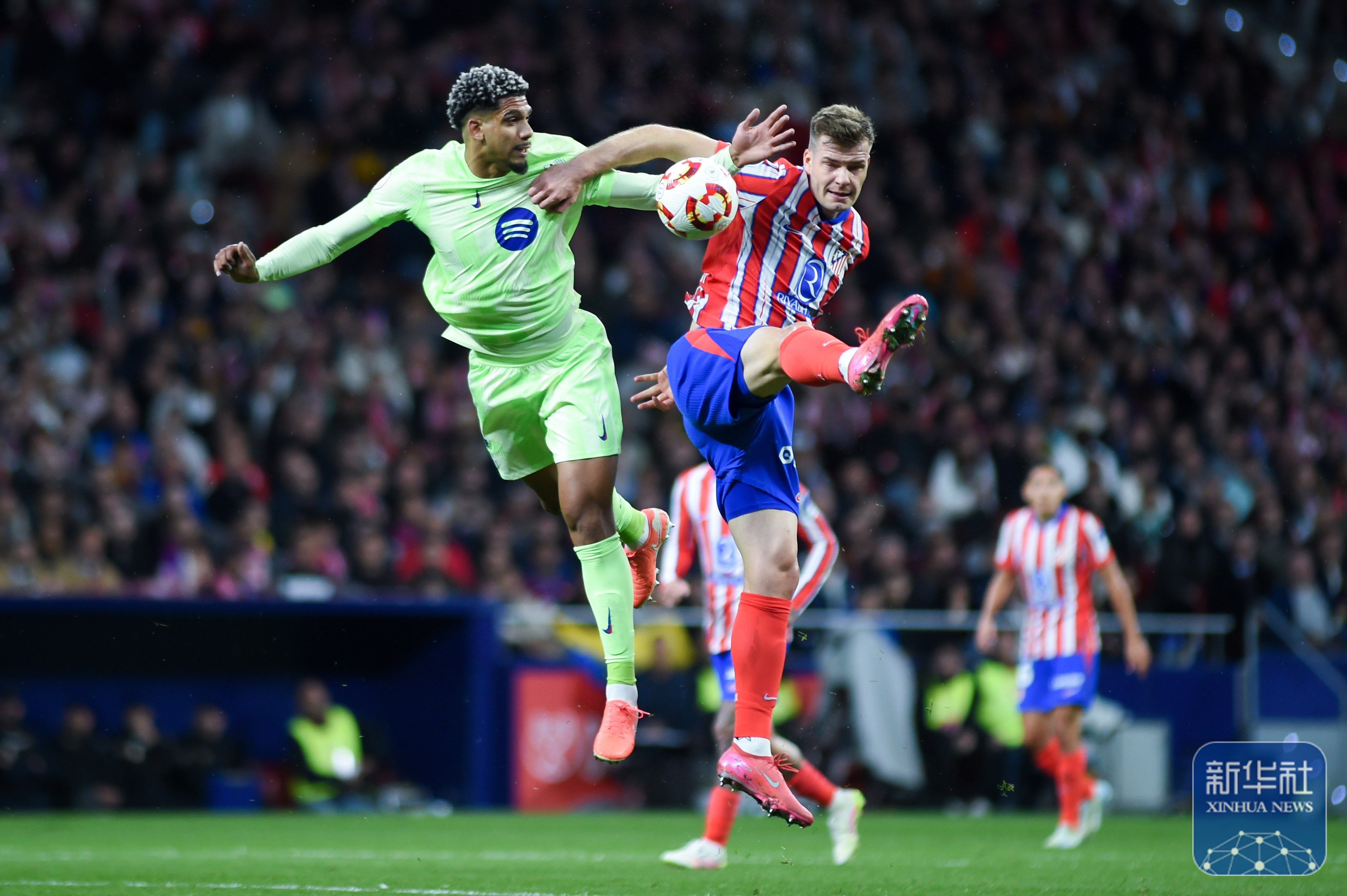 开云体育下载-巴塞罗那豪取胜利，晋级强对决！的简单介绍