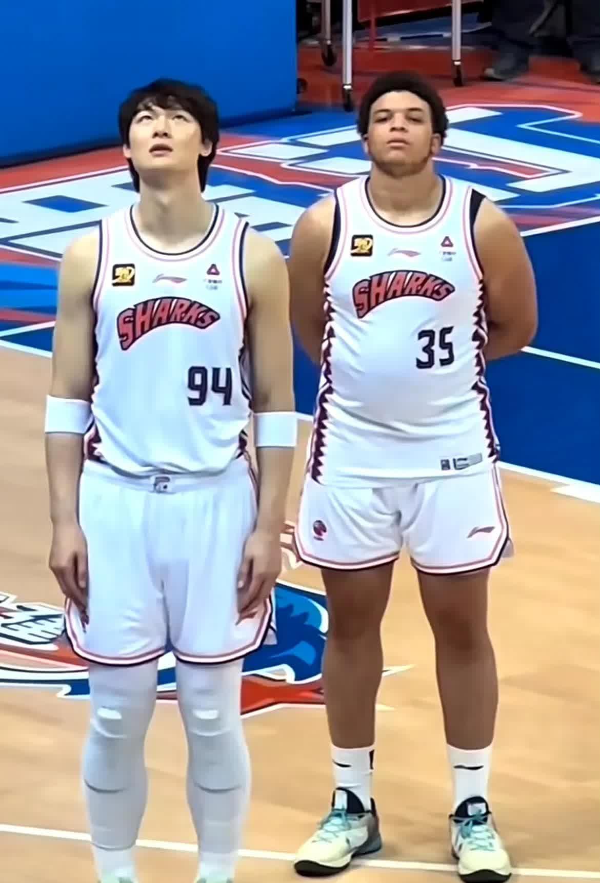 开云体育入口-包含北京男篮大比分击败上海队，豪取四连胜连续霸占榜首的词条