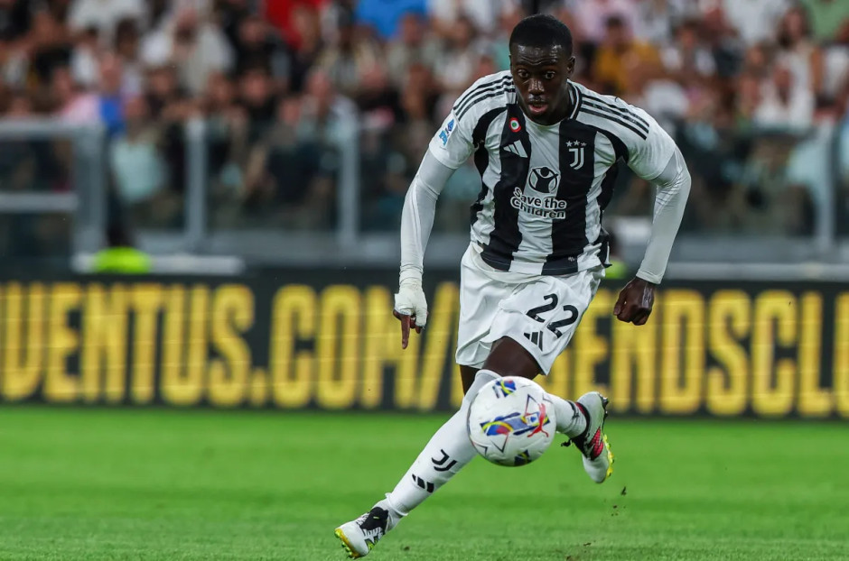 包含瑞士队在比赛中发挥出色，晋级下一轮的词条