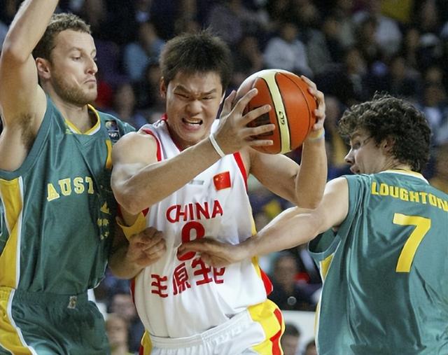 包含篮球名将的职业生涯回顾专题报道的词条 包含篮球名将的职业生涯回顾专题报道的词条