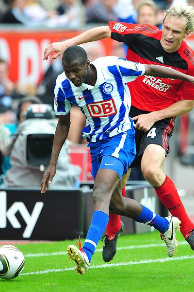 包含柏林赫塔队员在比赛中奉献精彩表现的词条 包含柏林赫塔队员在比赛中奉献精彩表现的词条