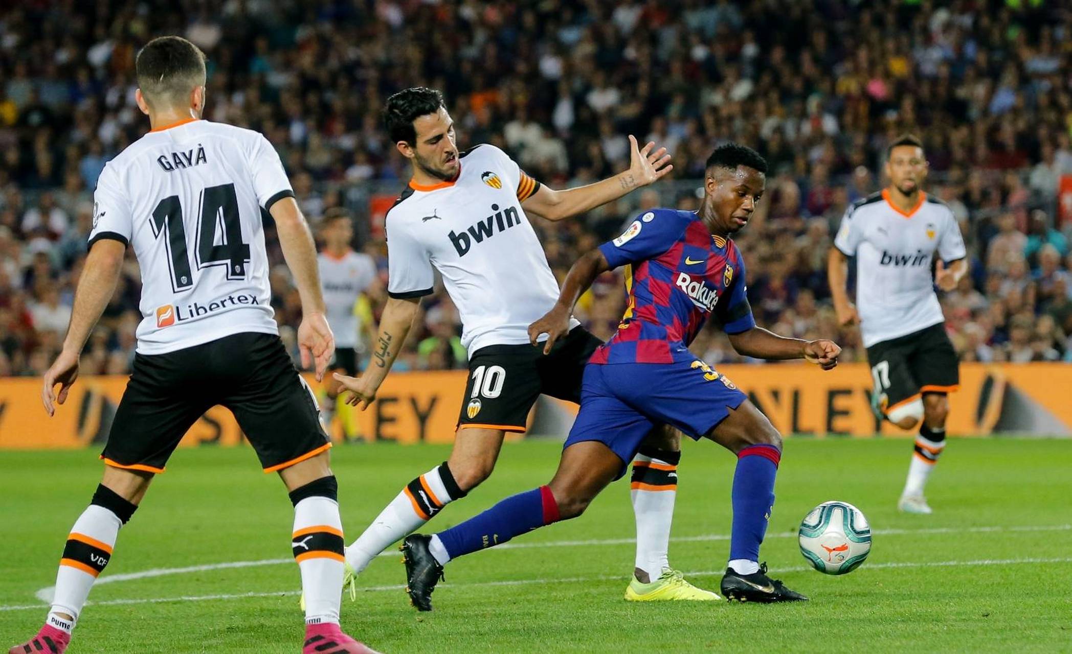 巴萨主场迎战瓦伦西亚,谁能取得胜利?的简单介绍 巴萨主场迎战瓦伦西亚,谁能取得胜利?的简单介绍