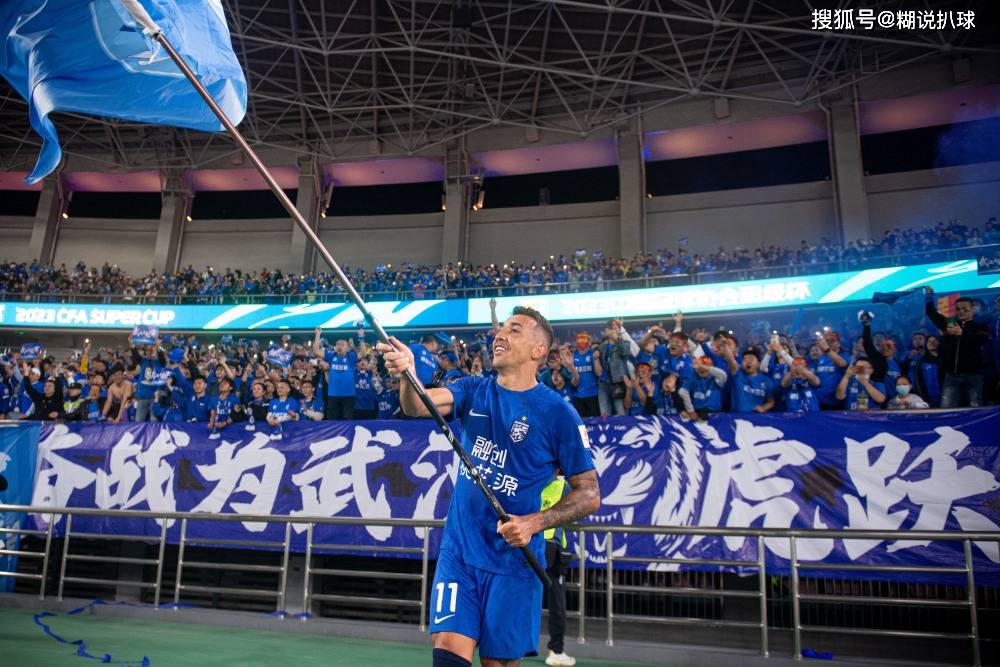 包含战术进攻防守升级,球队整体提升竞技水准的词条 包含战术进攻防守升级,球队整体提升竞技水准的词条