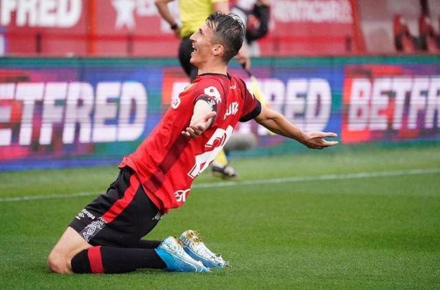 德国队力克对手，成功晋级欧预赛半决赛的简单介绍