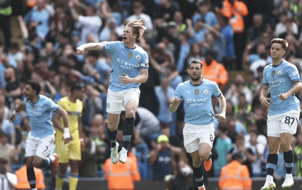 南安普顿主场惊险胜利，庆祝胜利的简单介绍