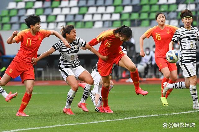 开云APP-坚韧不拔:女足比赛中展现拼搏精神的简单介绍