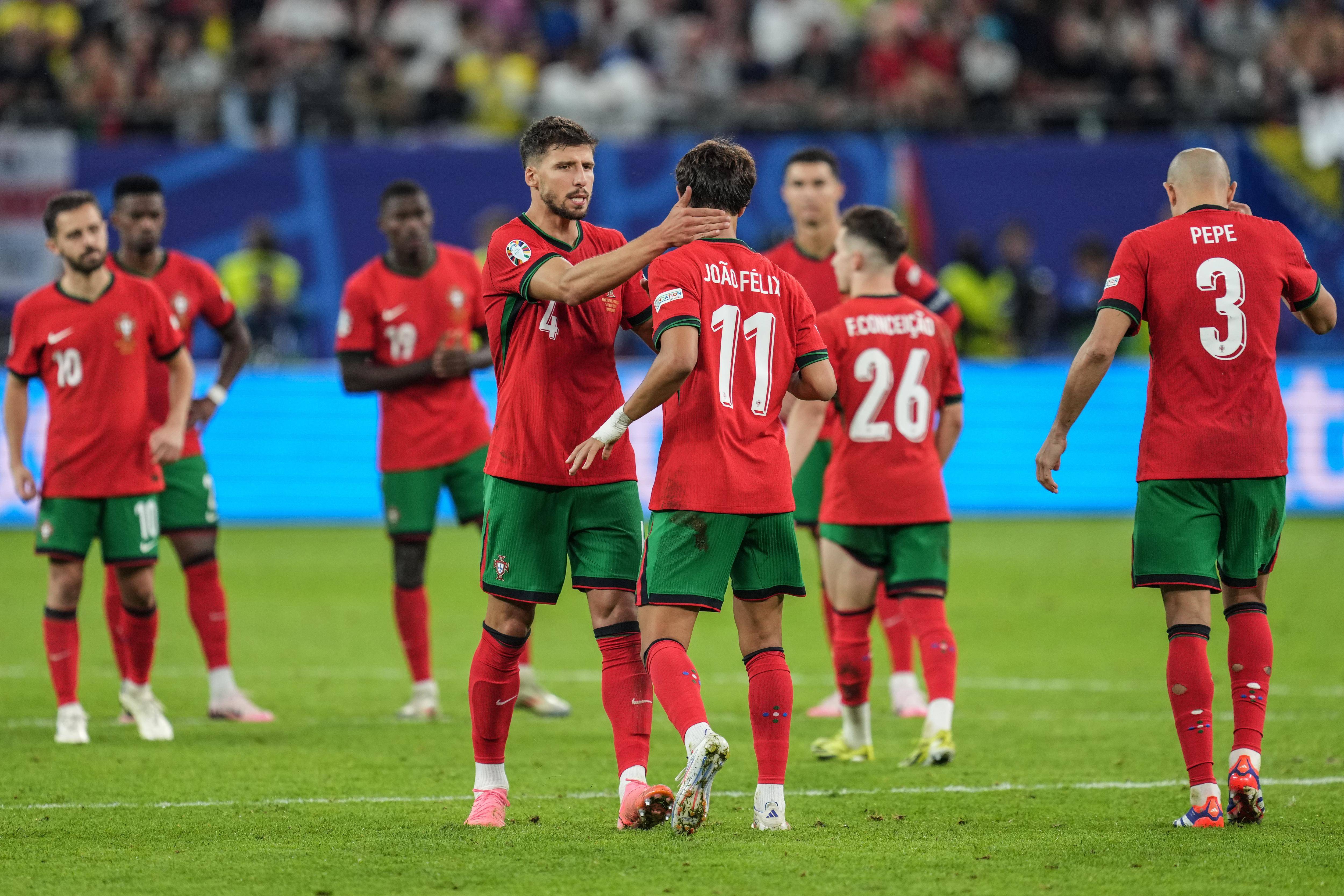 开云体育-包含欧洲杯英国足球队在半决赛中胜利晋级，将与法国队争夺冠军！的词条