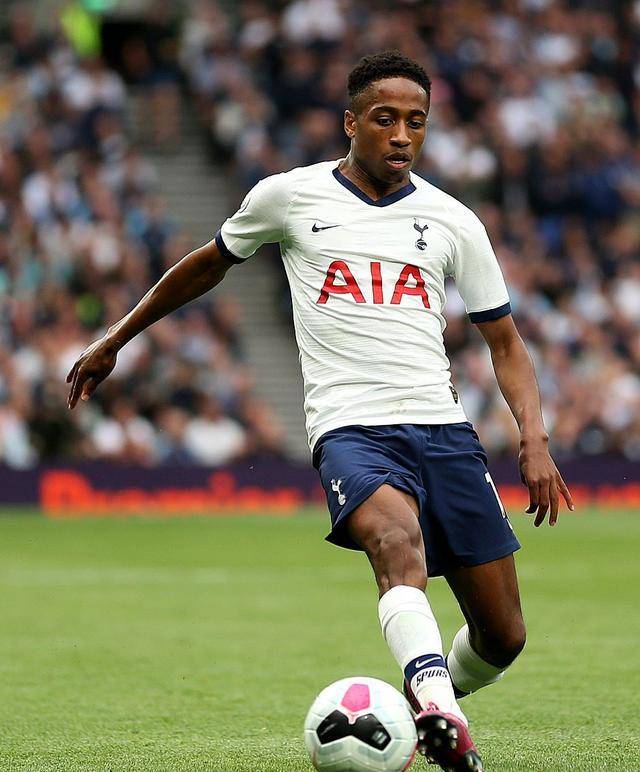 开云官网-柏林联队继续不败，助力赛季前进