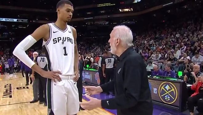 包含马刺逆转奇才展现大心脏战胜对手的词条