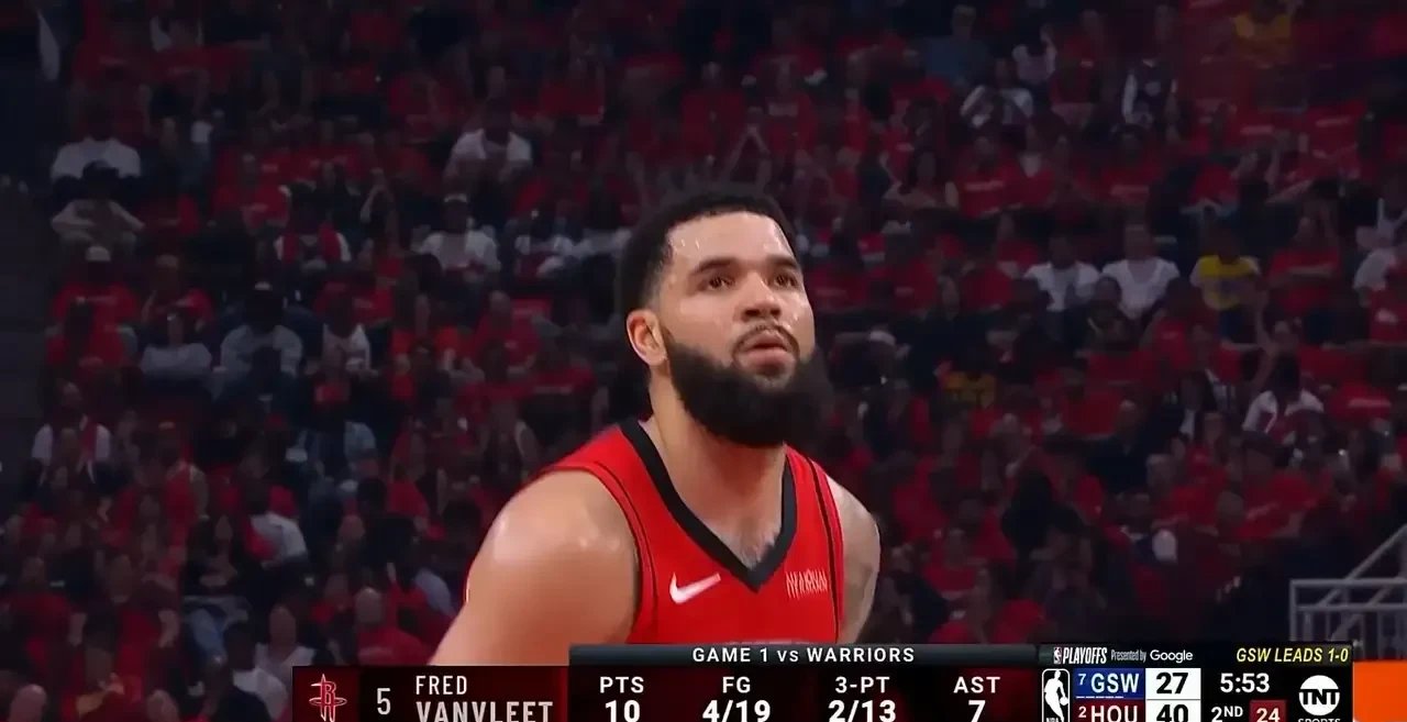 猛龙力克森林狼,范弗利特贡献26分的简单介绍 猛龙力克森林狼,范弗利特贡献26分的简单介绍