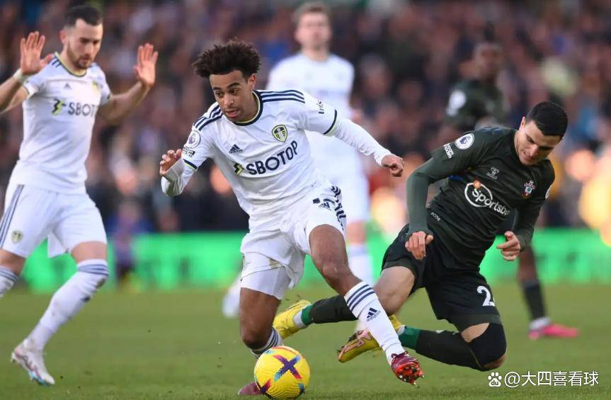 开云体育-布赖顿客场胜出,球队状态回勇