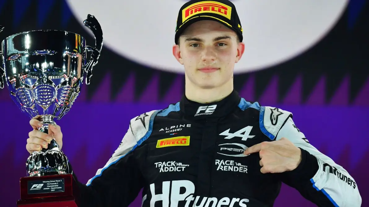 雷诺车队力克梅赛德斯,皮亚斯特里关键制胜 雷诺车队力克梅赛德斯,皮亚斯特里关键制胜