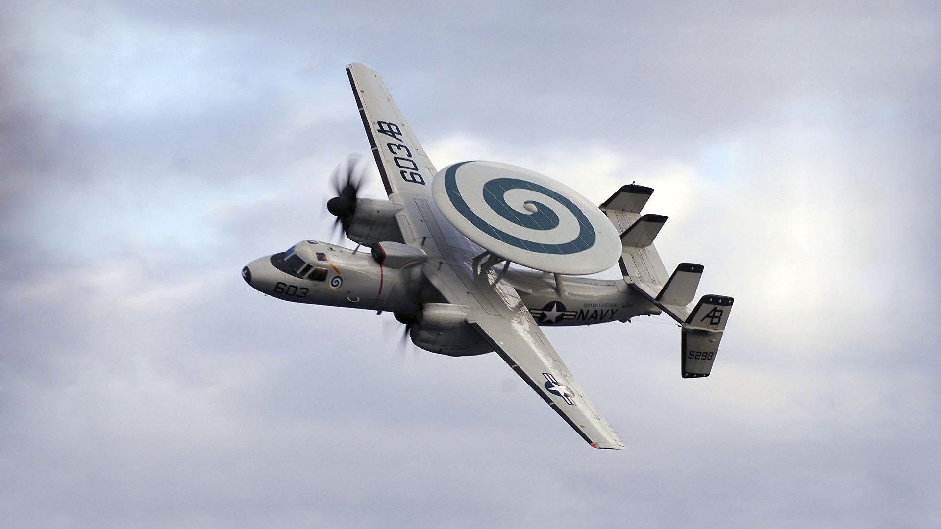 伊朗战车碾过红牛,伊萨克领军撕碎德甲堡垒