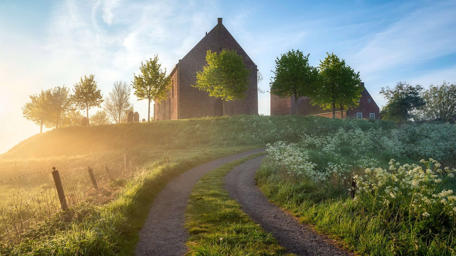 戈贝尔制胜封盖锁定胜局,上海队鏖战鹈鹕虽败犹荣