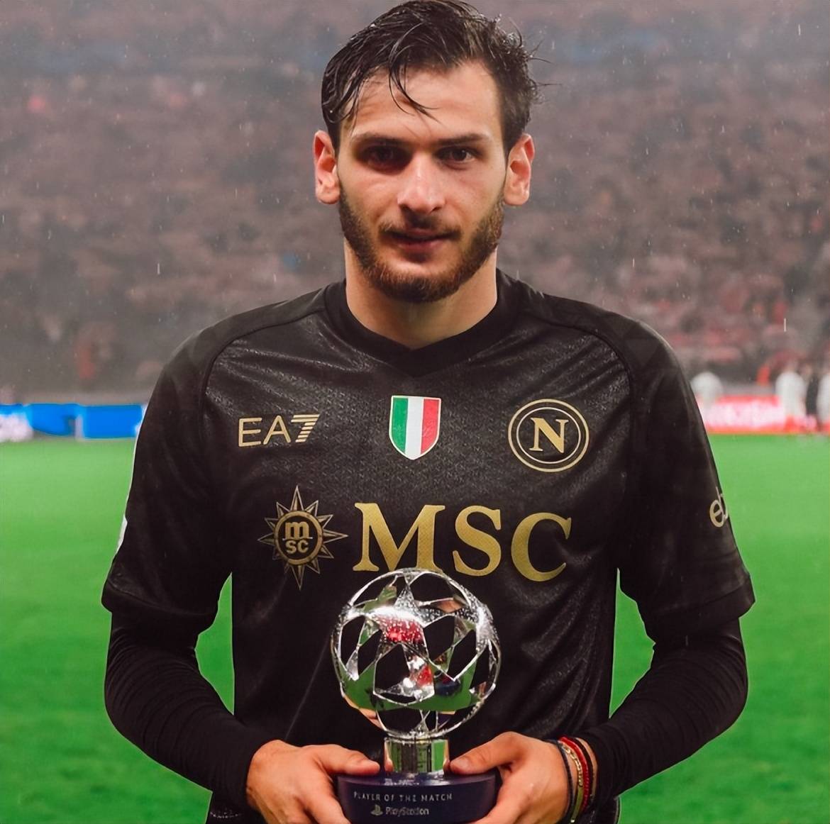 开云体育下载-意甲焦点战之夜，克瓦拉茨赫利亚攻防转换核心